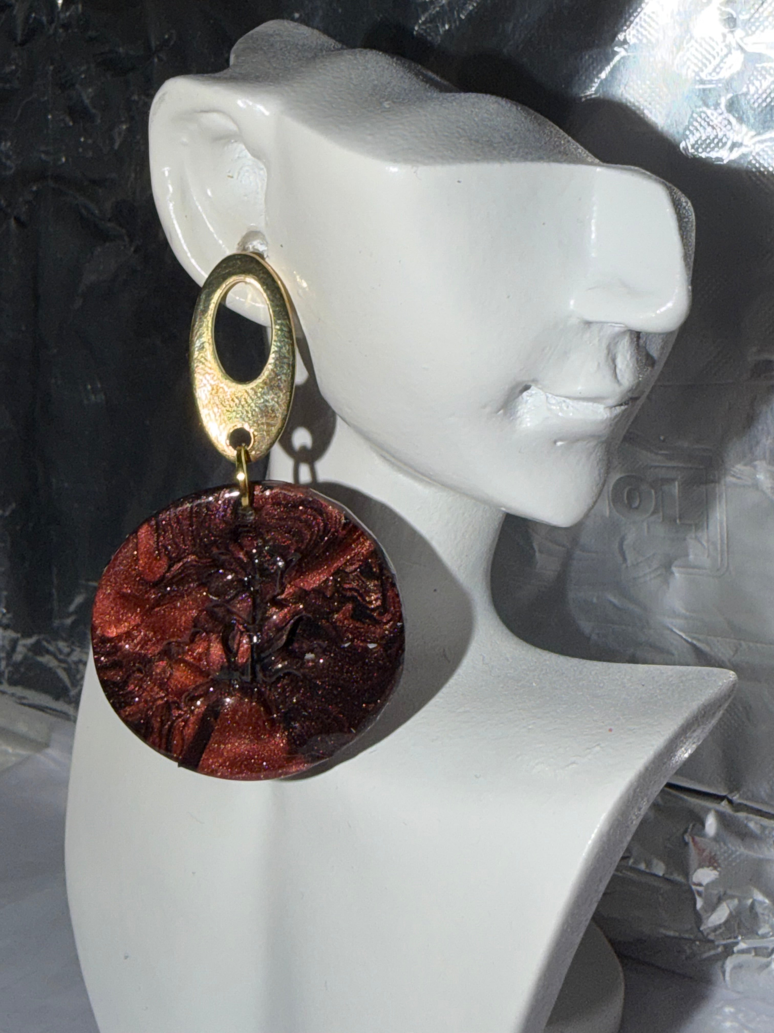 Boucles d’oreilles artisanales en pâte polymère bronze marbré – BERGAMOTTA