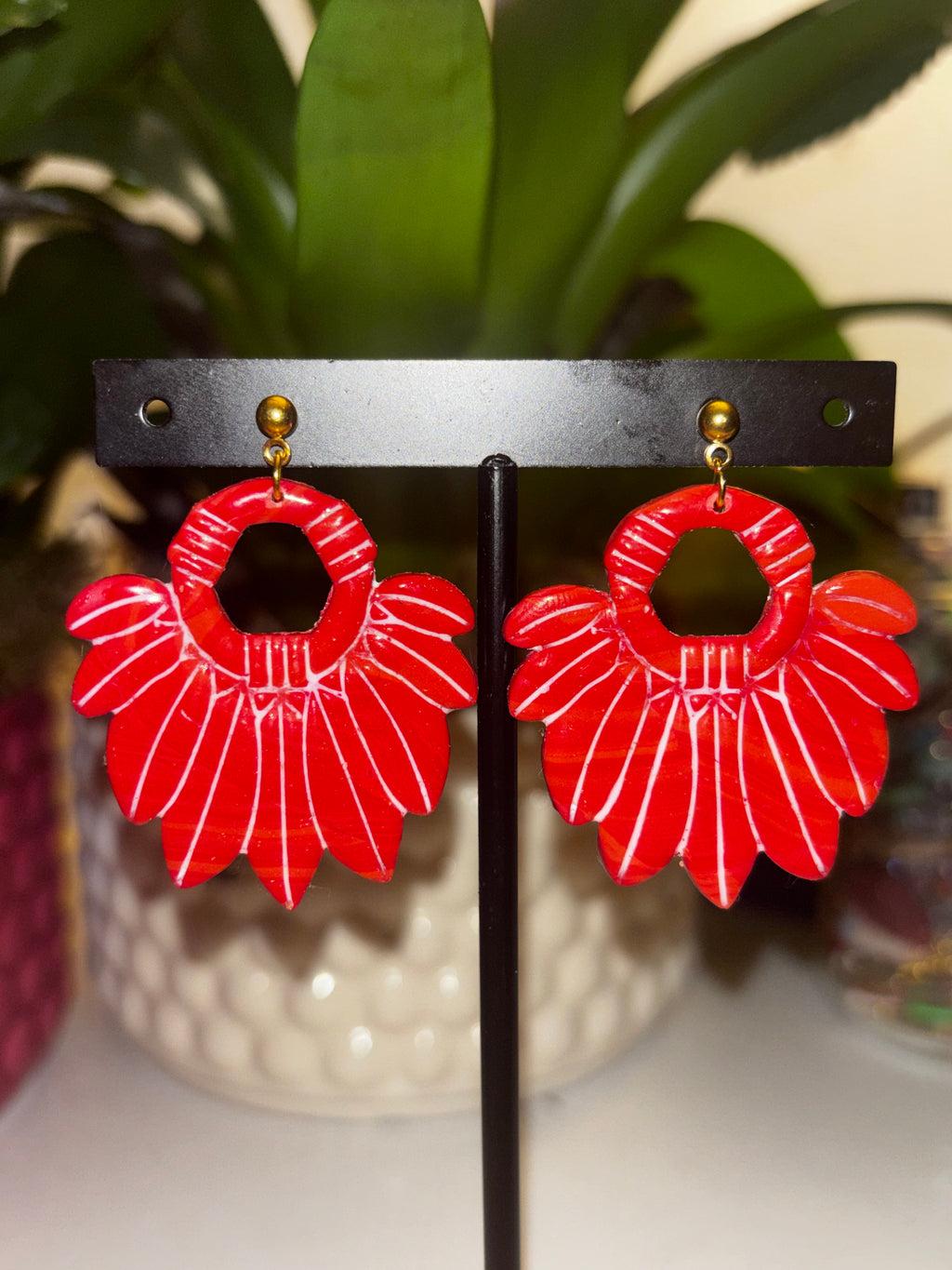 Plumes d'Amazonie – Créations en pâte polymère | Boucles d'oreilles légères faites main